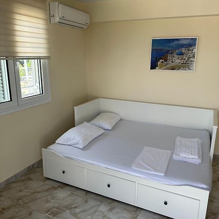 Eretria Apartment Exterior foto